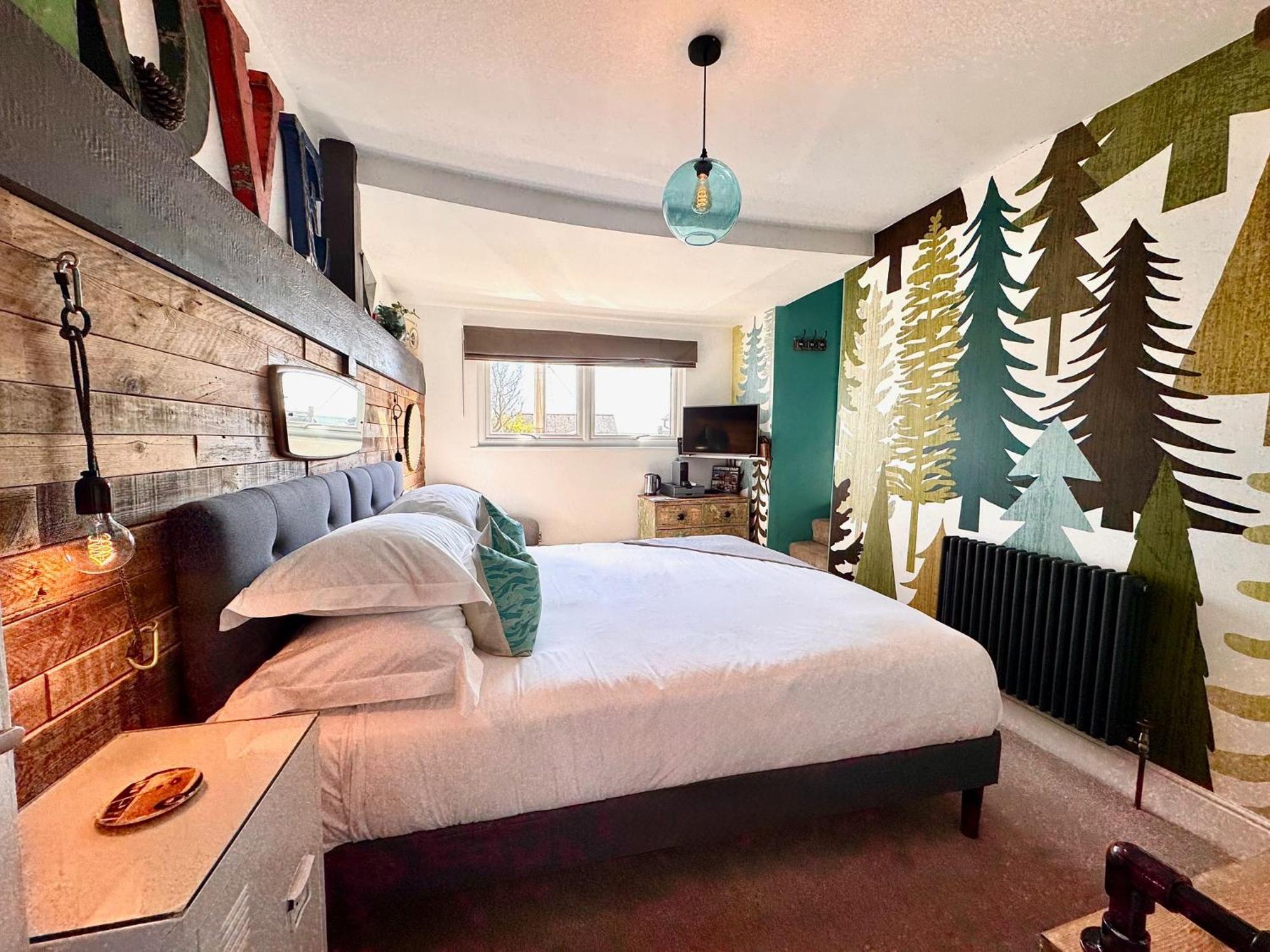 Bed and Breakfast Brightham House - Exclusively For Adults Солкомб Экстерьер фото